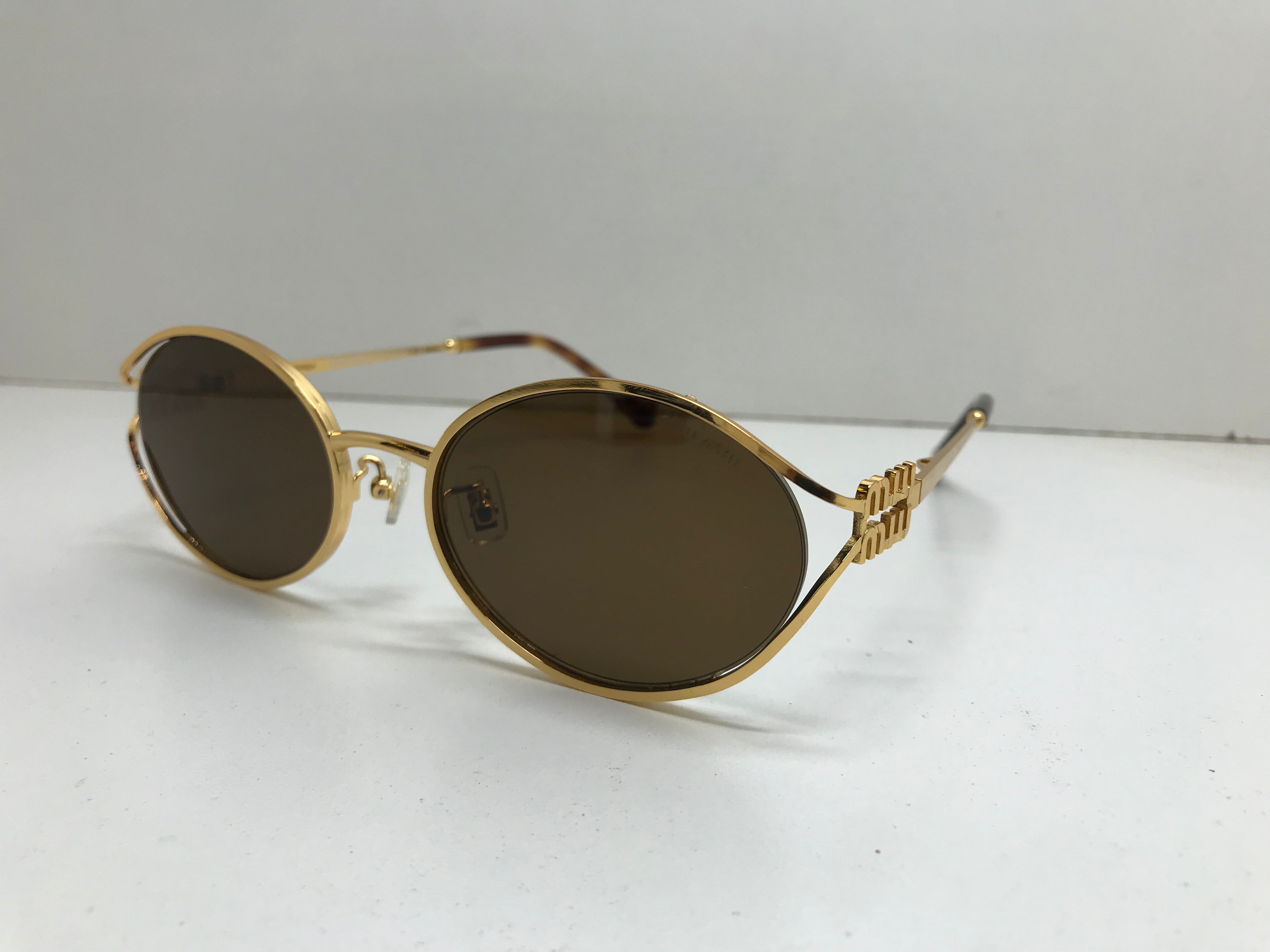 MIU MIU SMU52Y