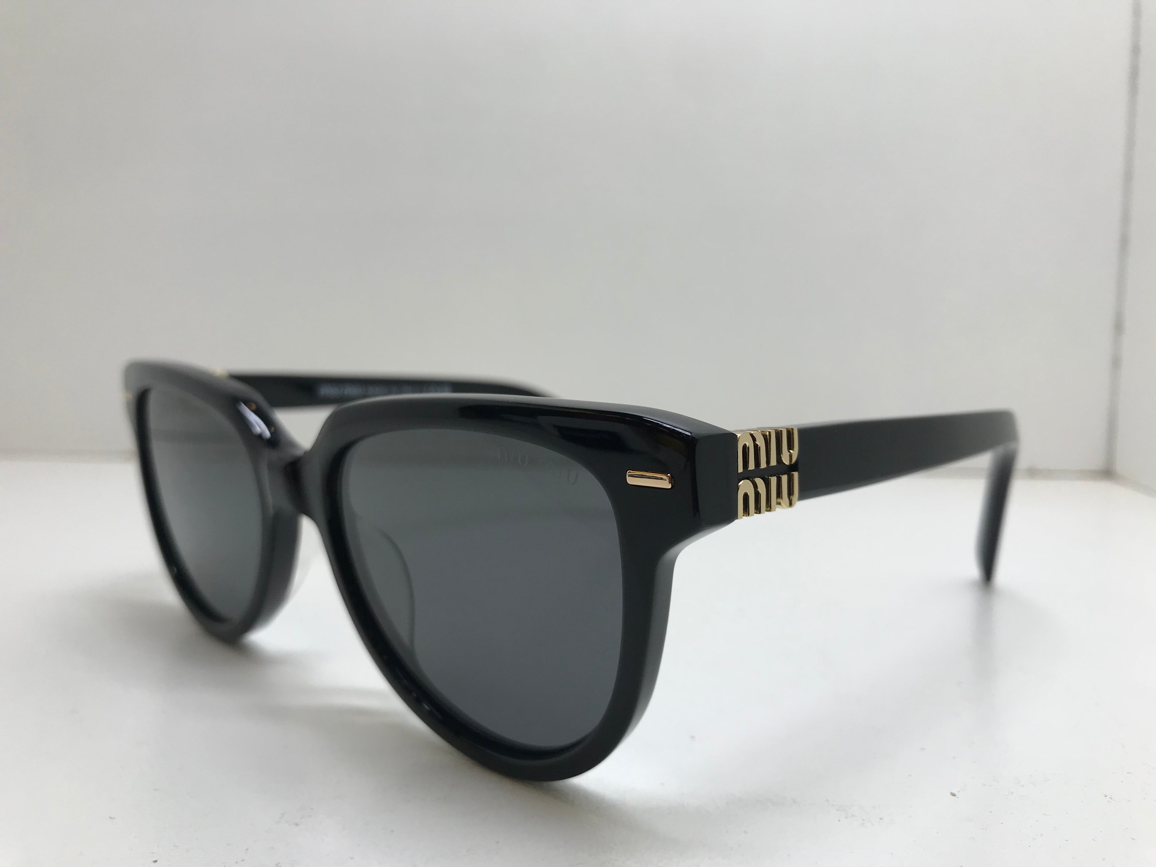 MIU MIU