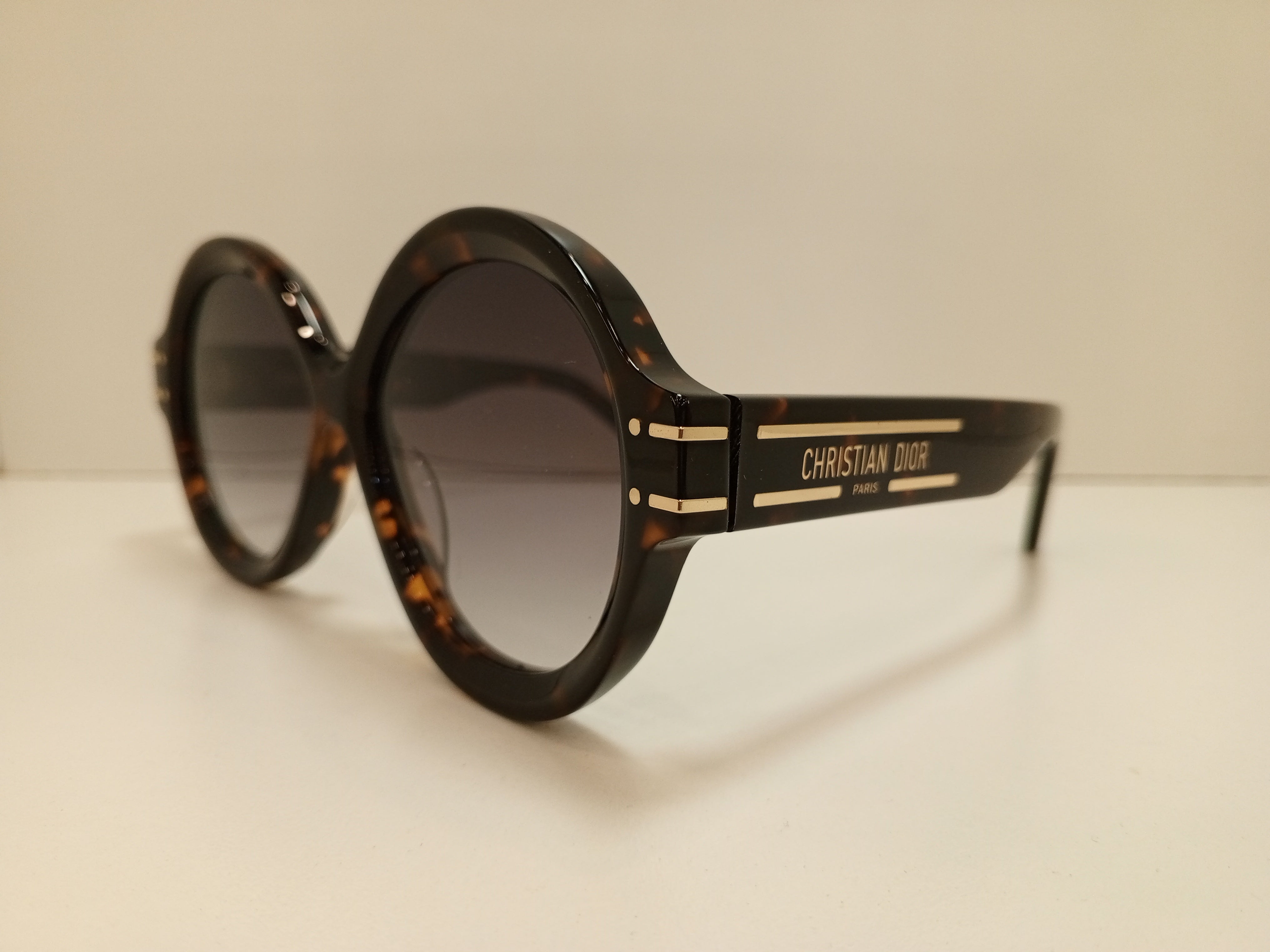 CHRISTIAN DIOR SIGNATURE R1U