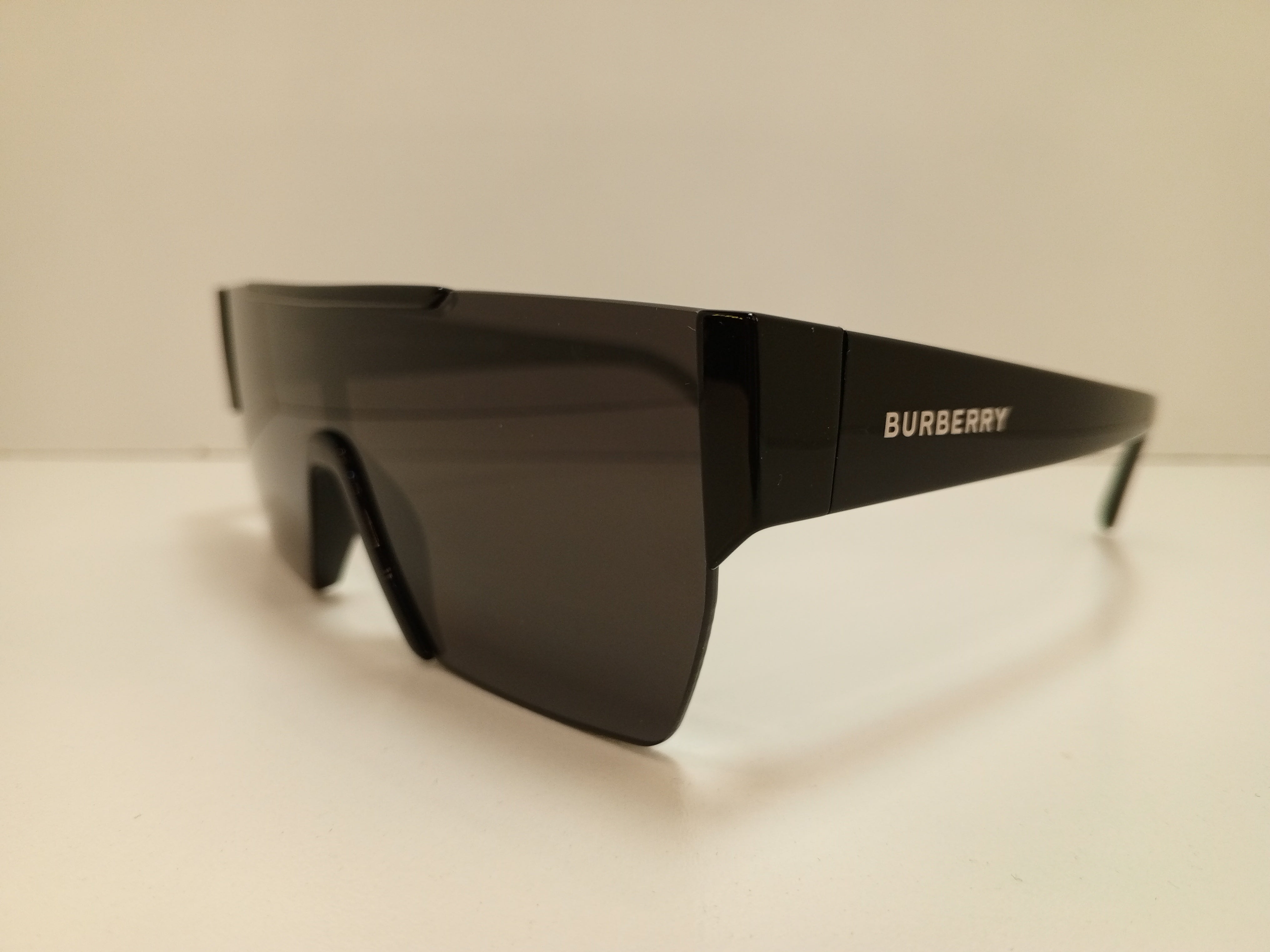 BURBERRY B4291