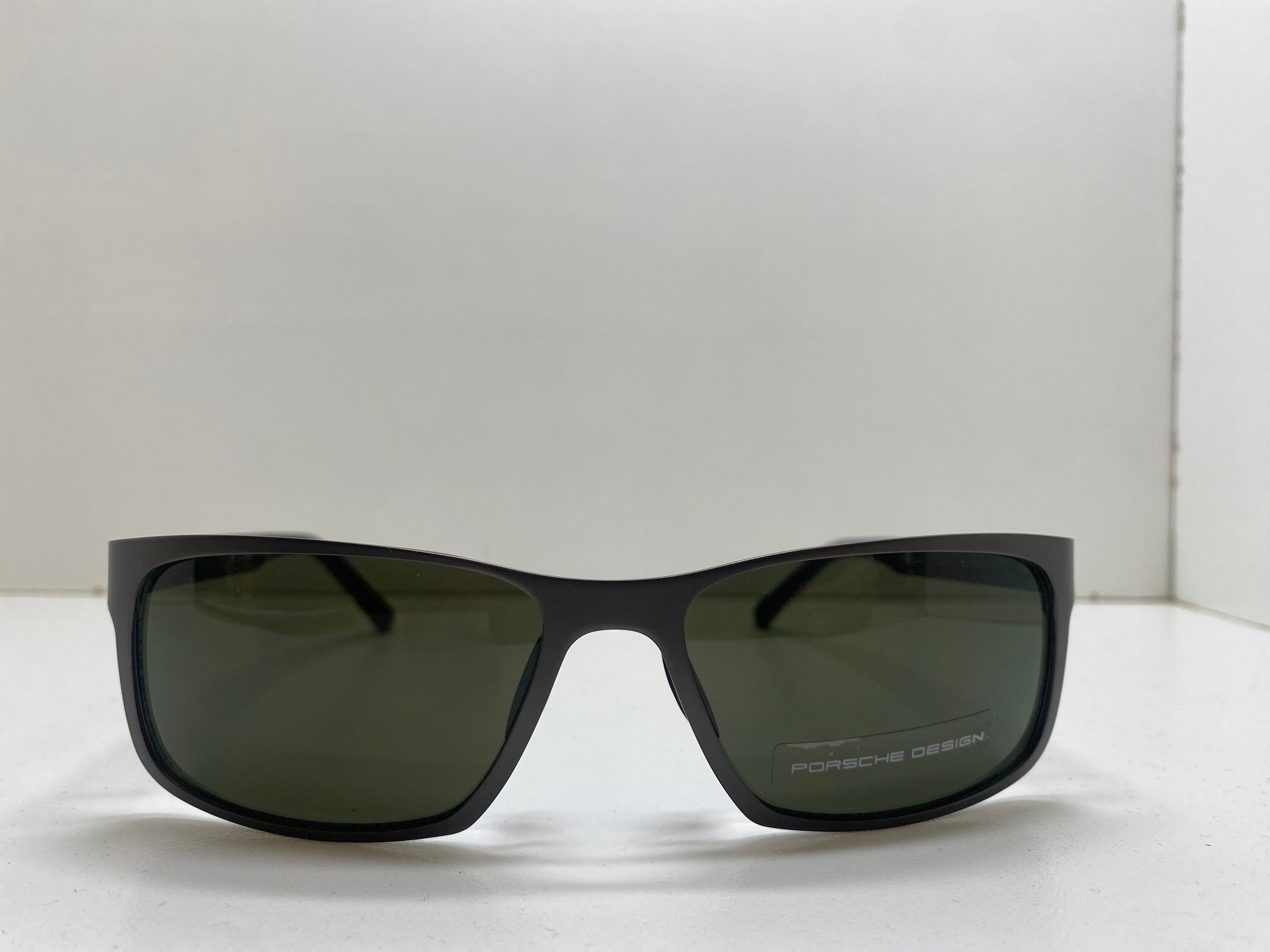 PORSCHE DESIGN P8550