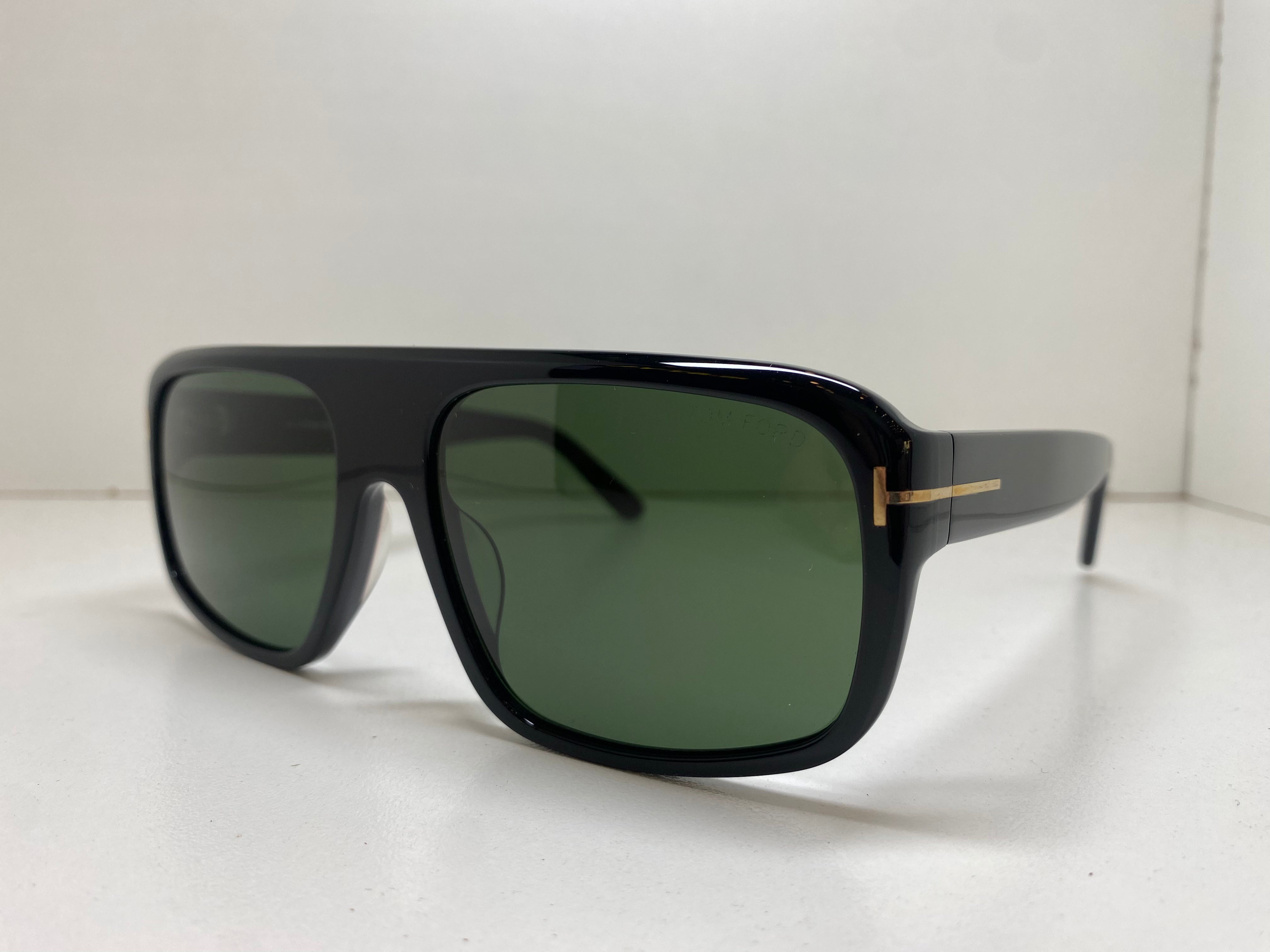 Tom Ford duke TF754