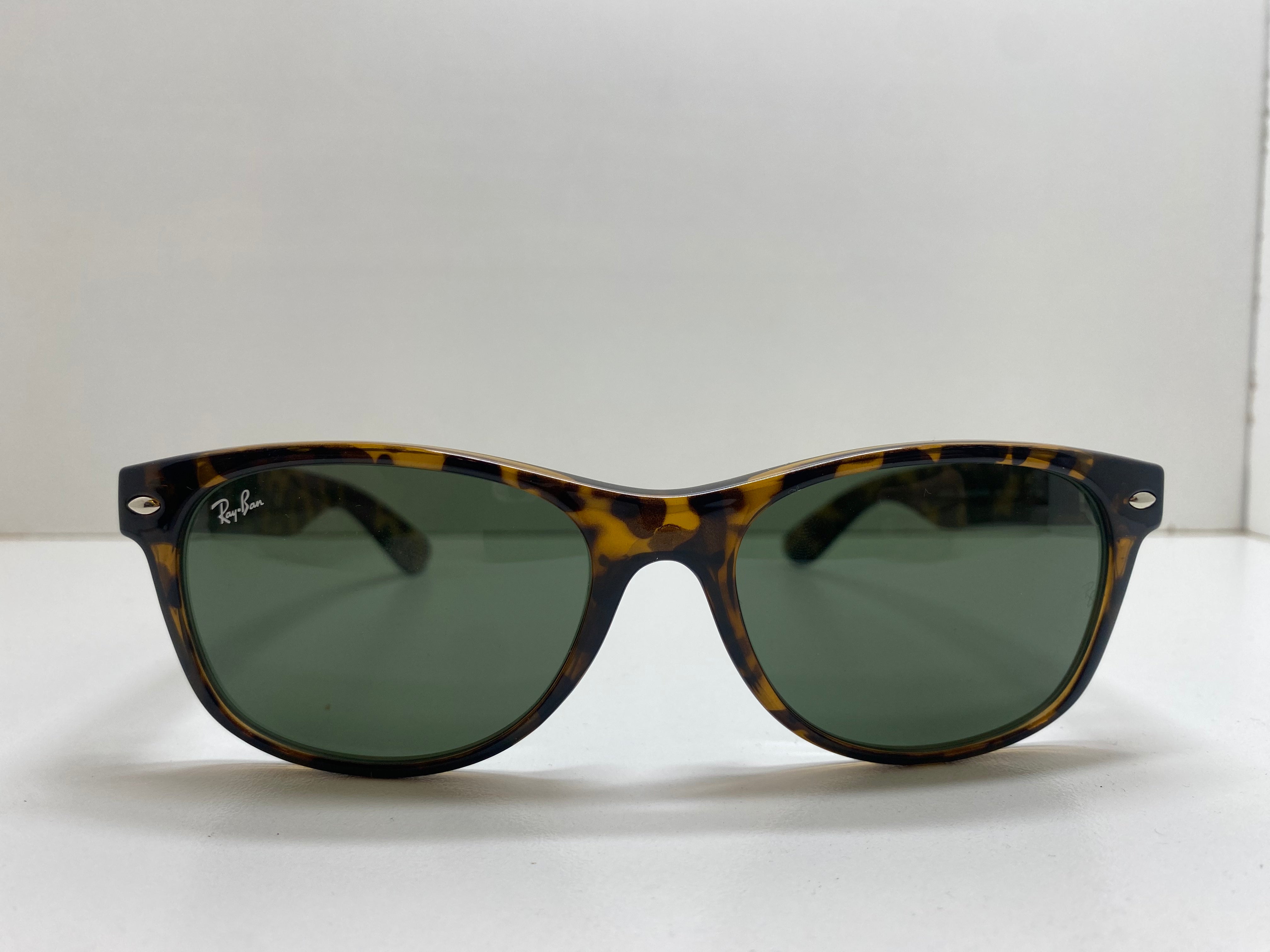 RayBan 2132