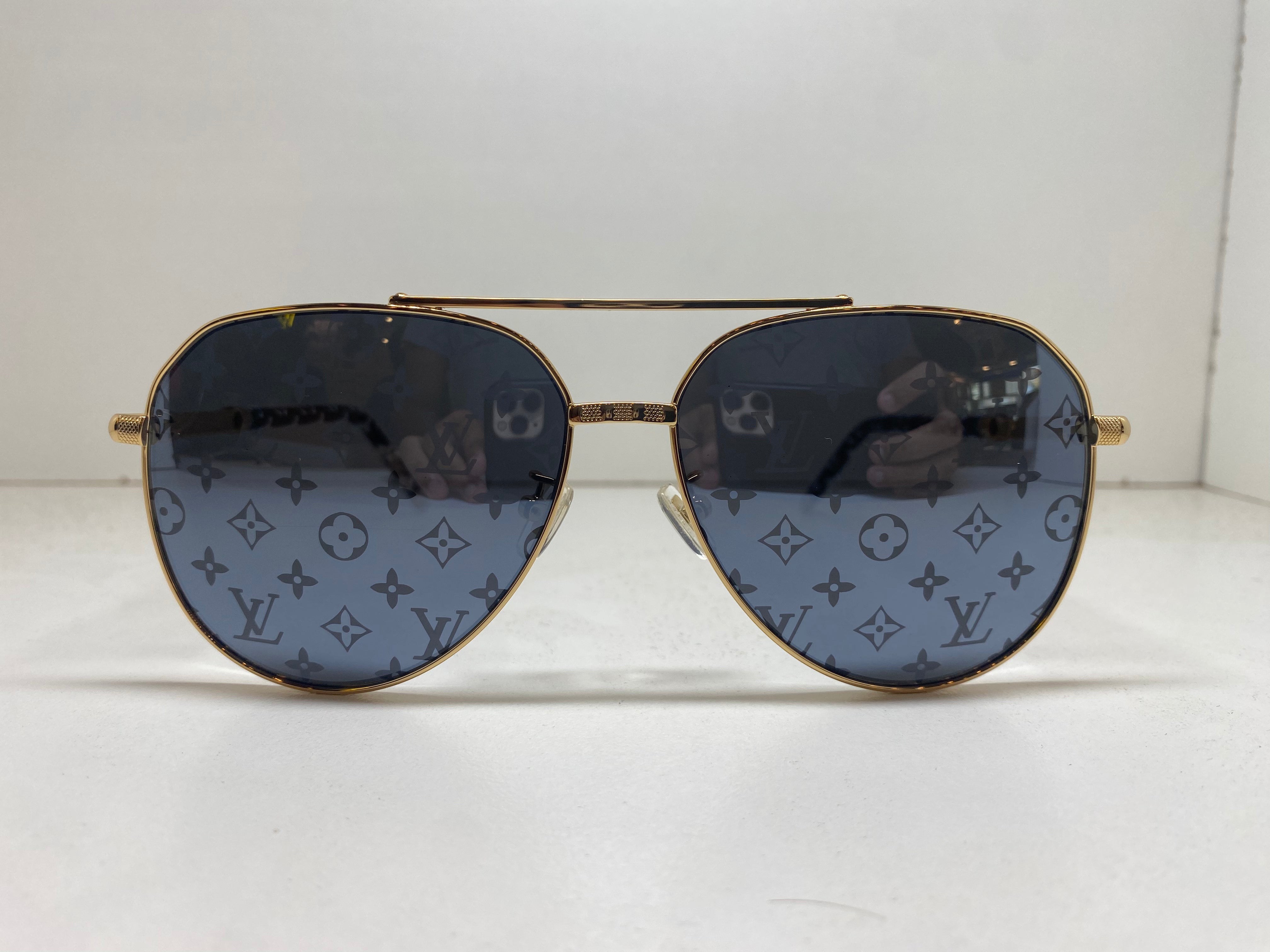 LOUIS VUITTON Z1736U