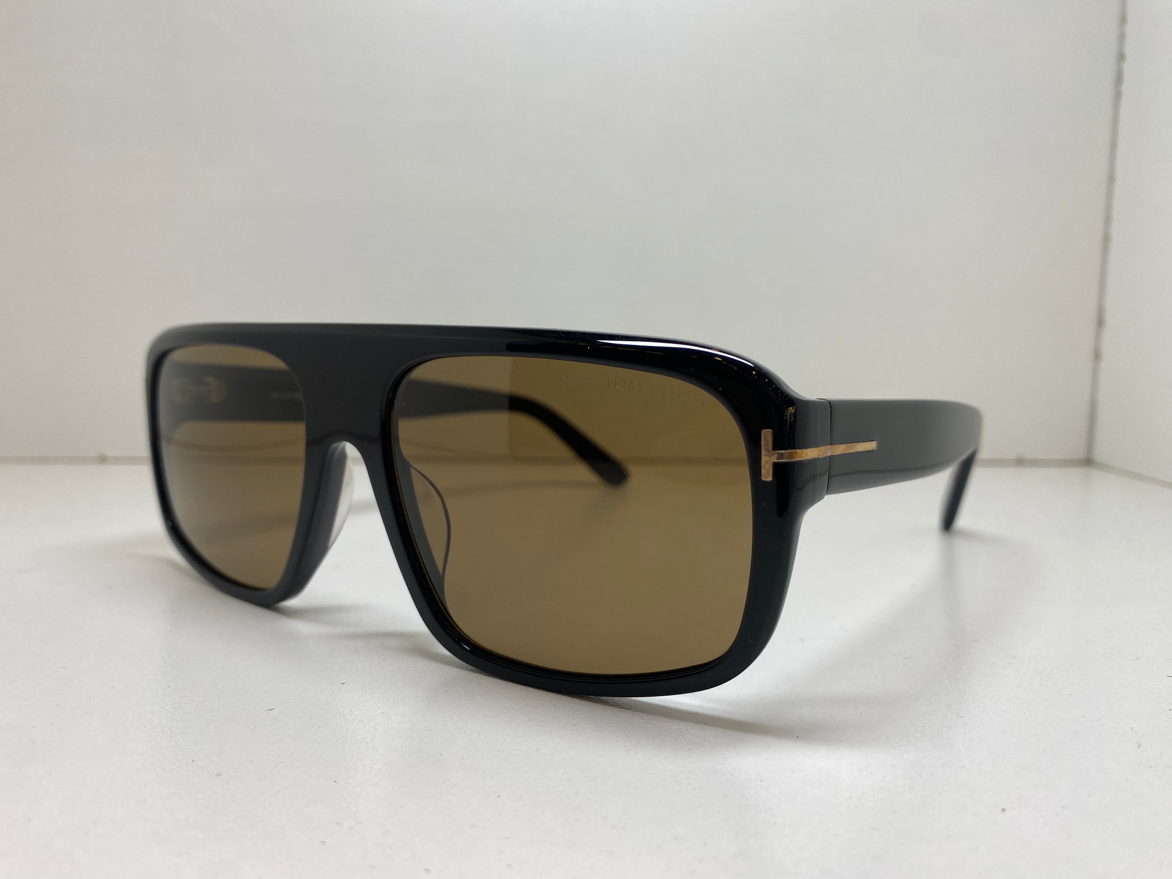 Tom Ford duke TF754