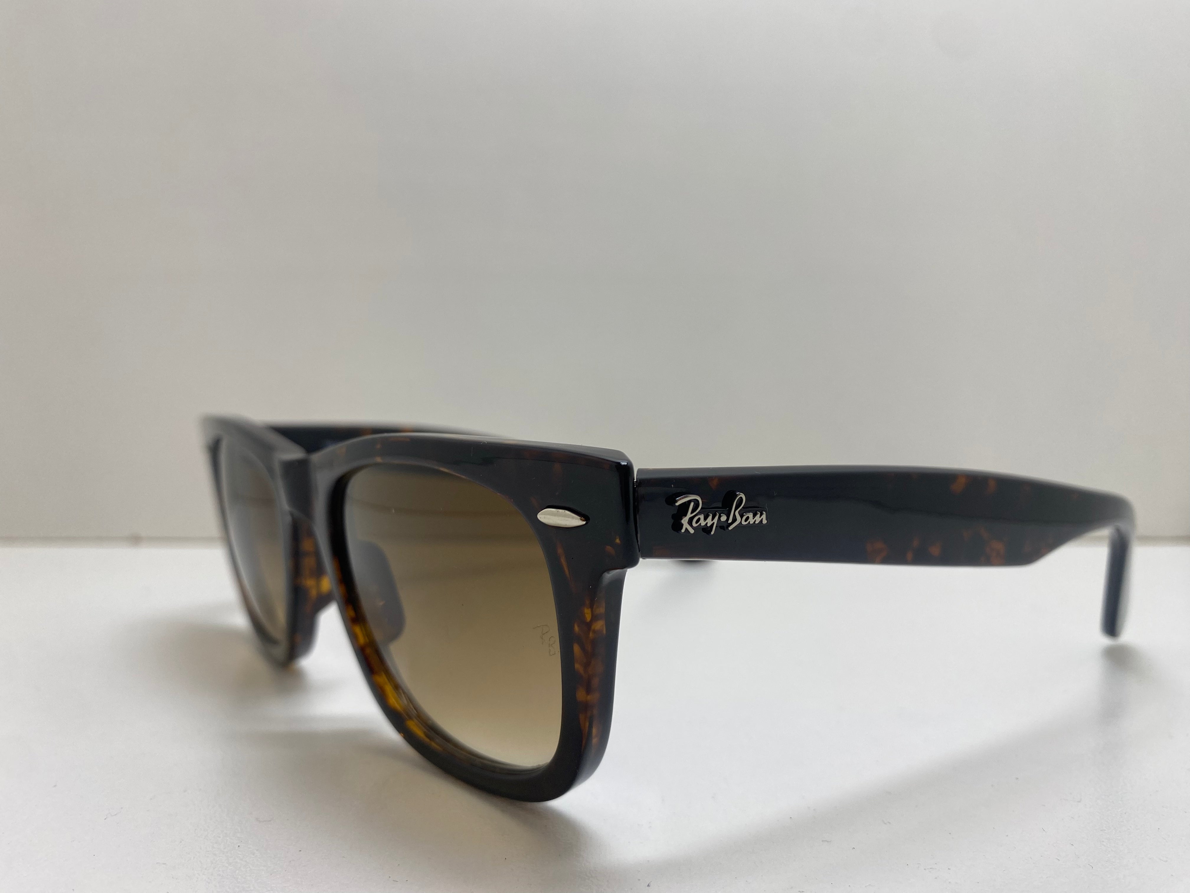 RayBan 2140 WAYFARER