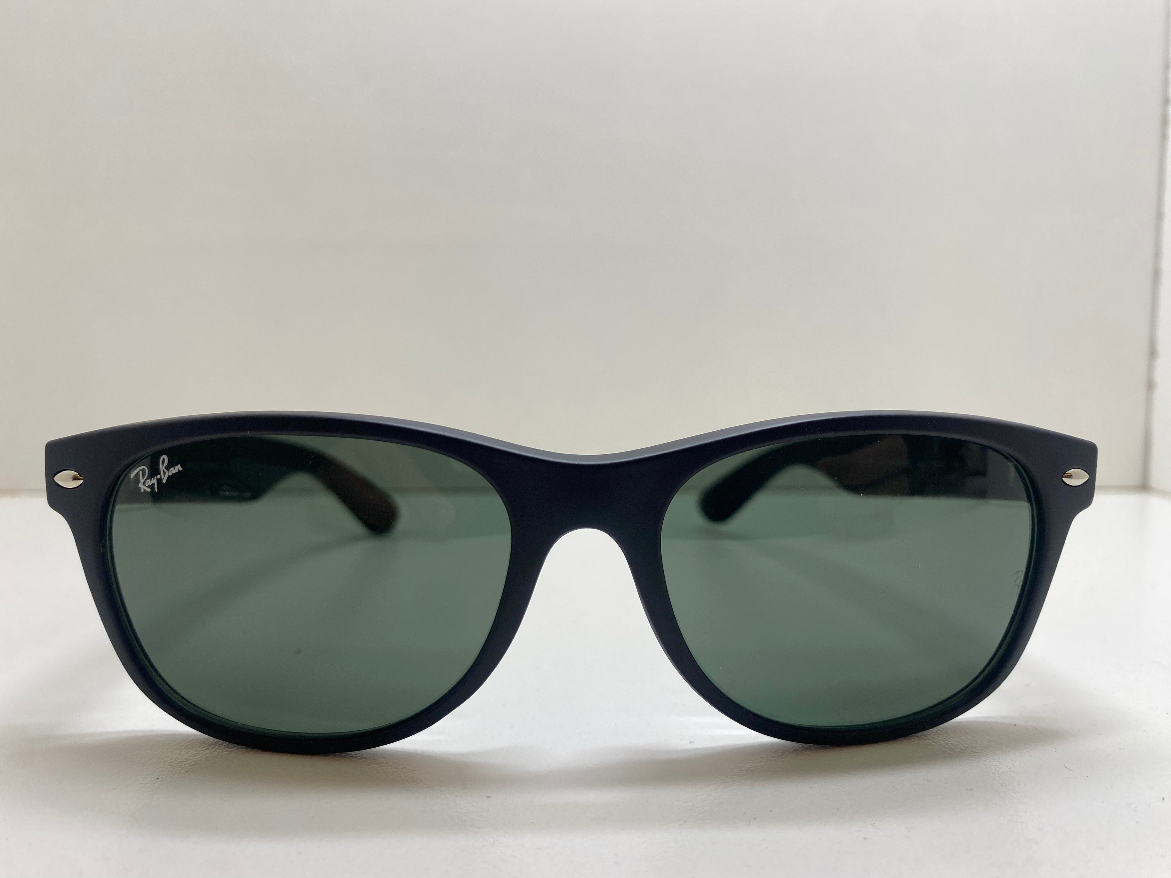 RayBan 2132