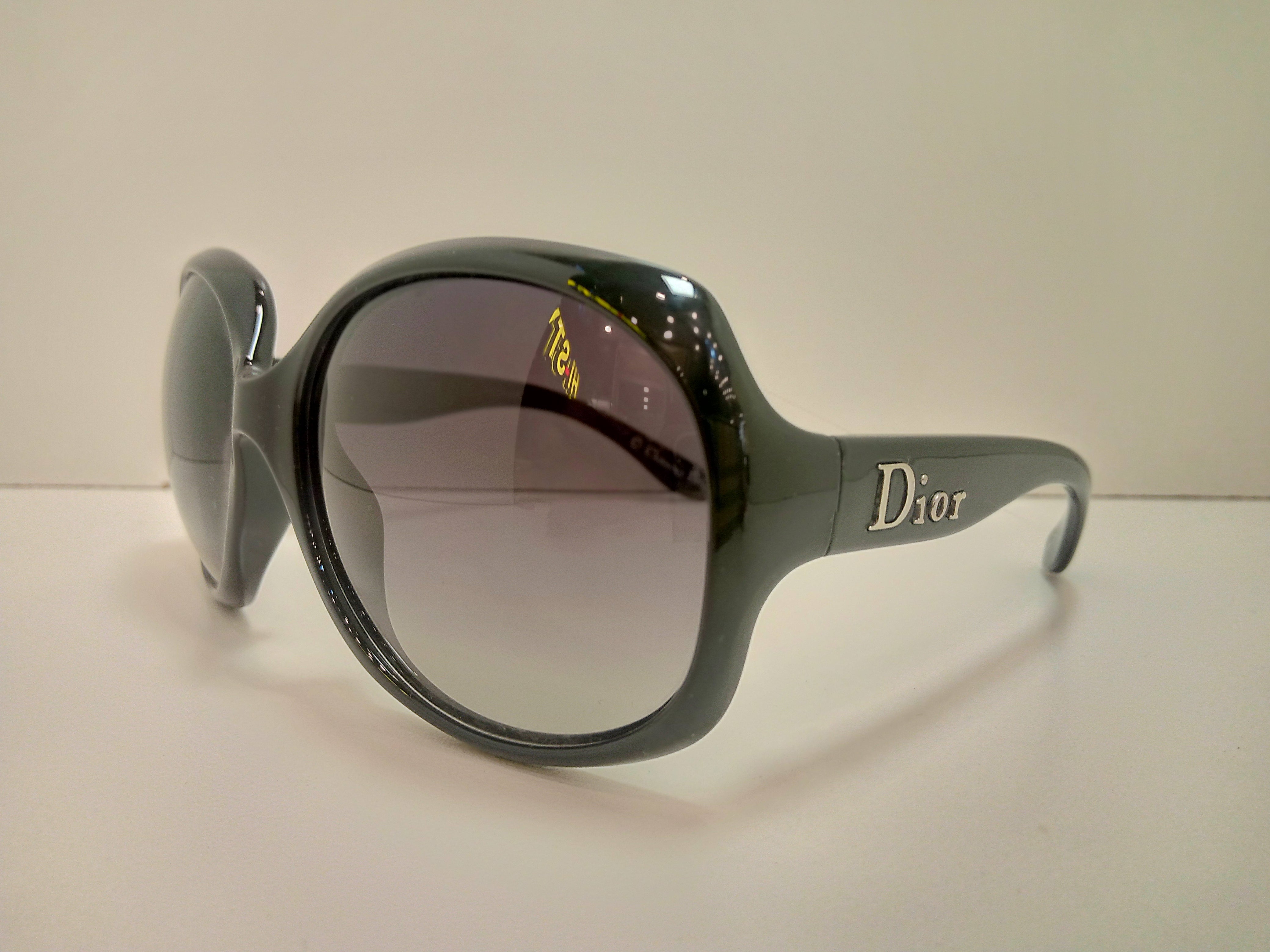 CHRISTIAN DIOR GLOSSY