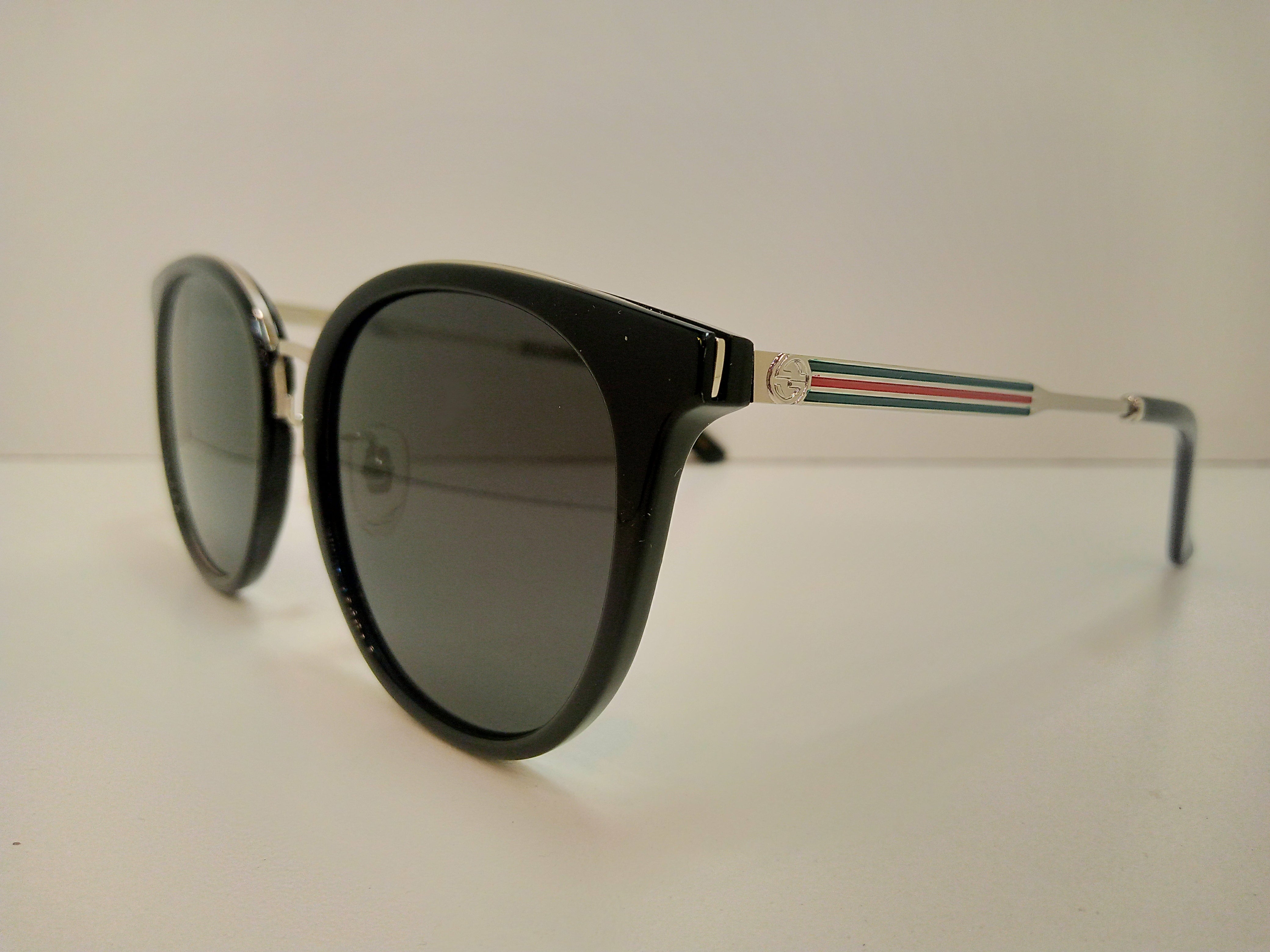 GUCCI GG077S