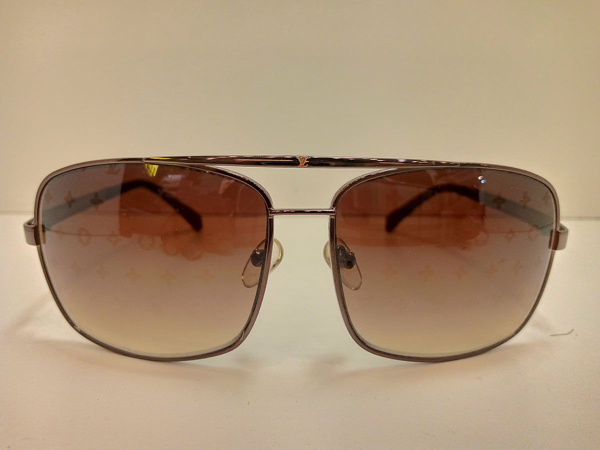 LOUIS VUITTON LV0242