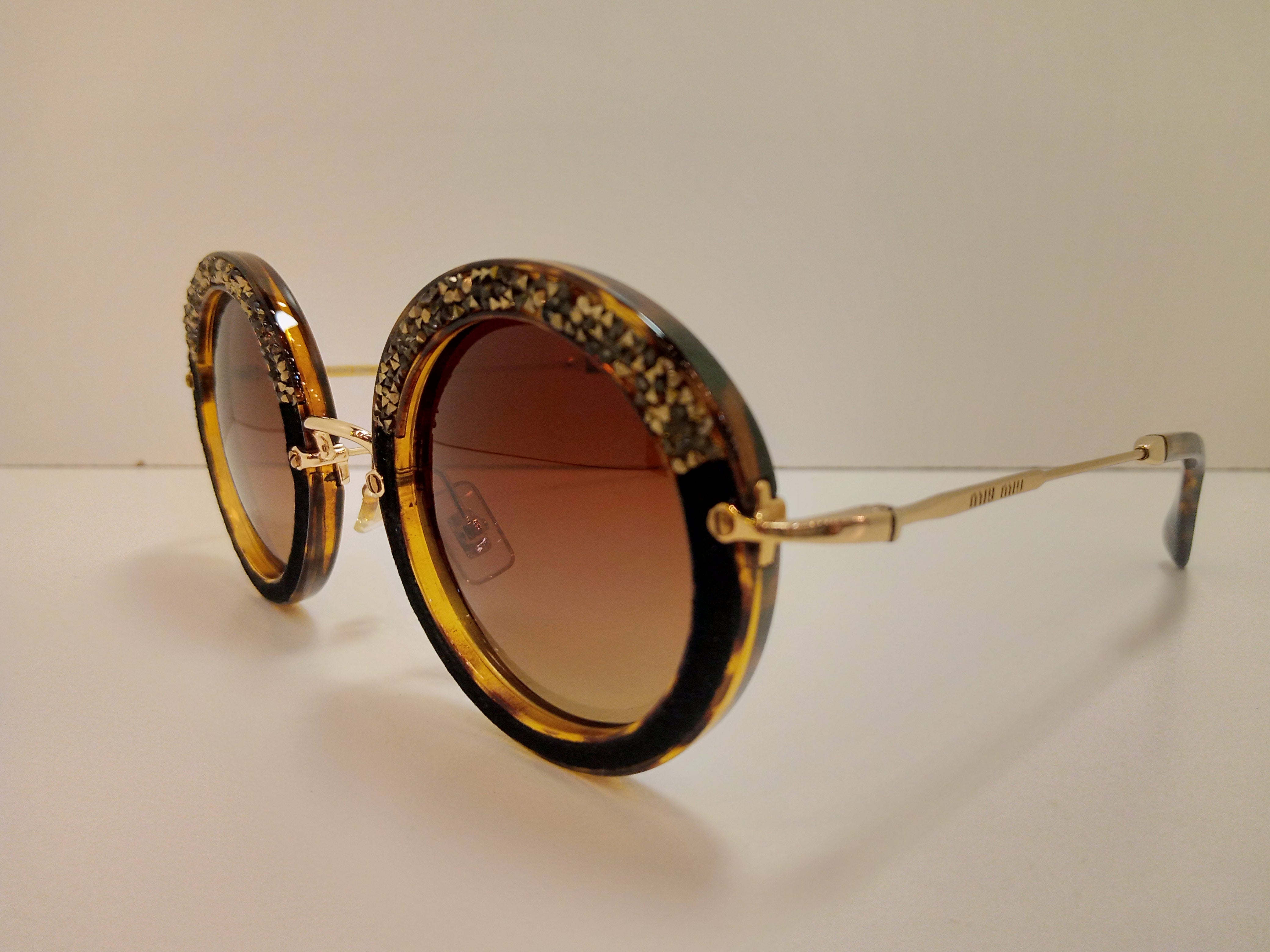 MIUMIU SMU08R