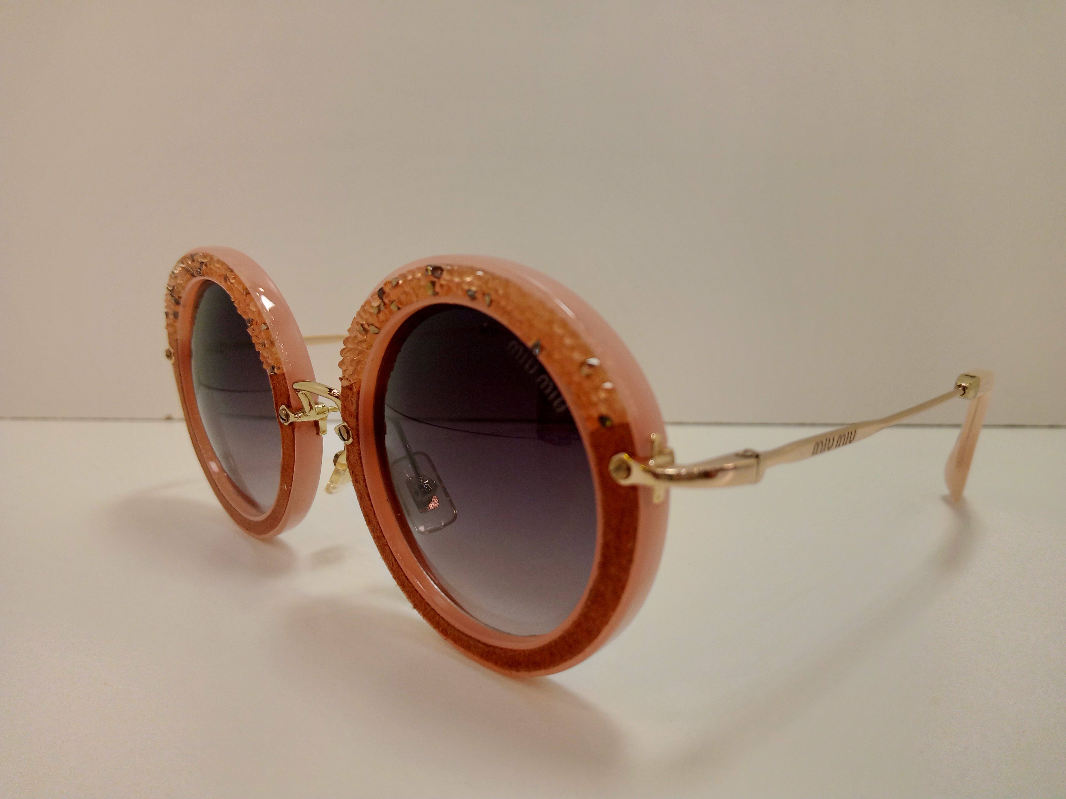 MIUMIU SMU08R