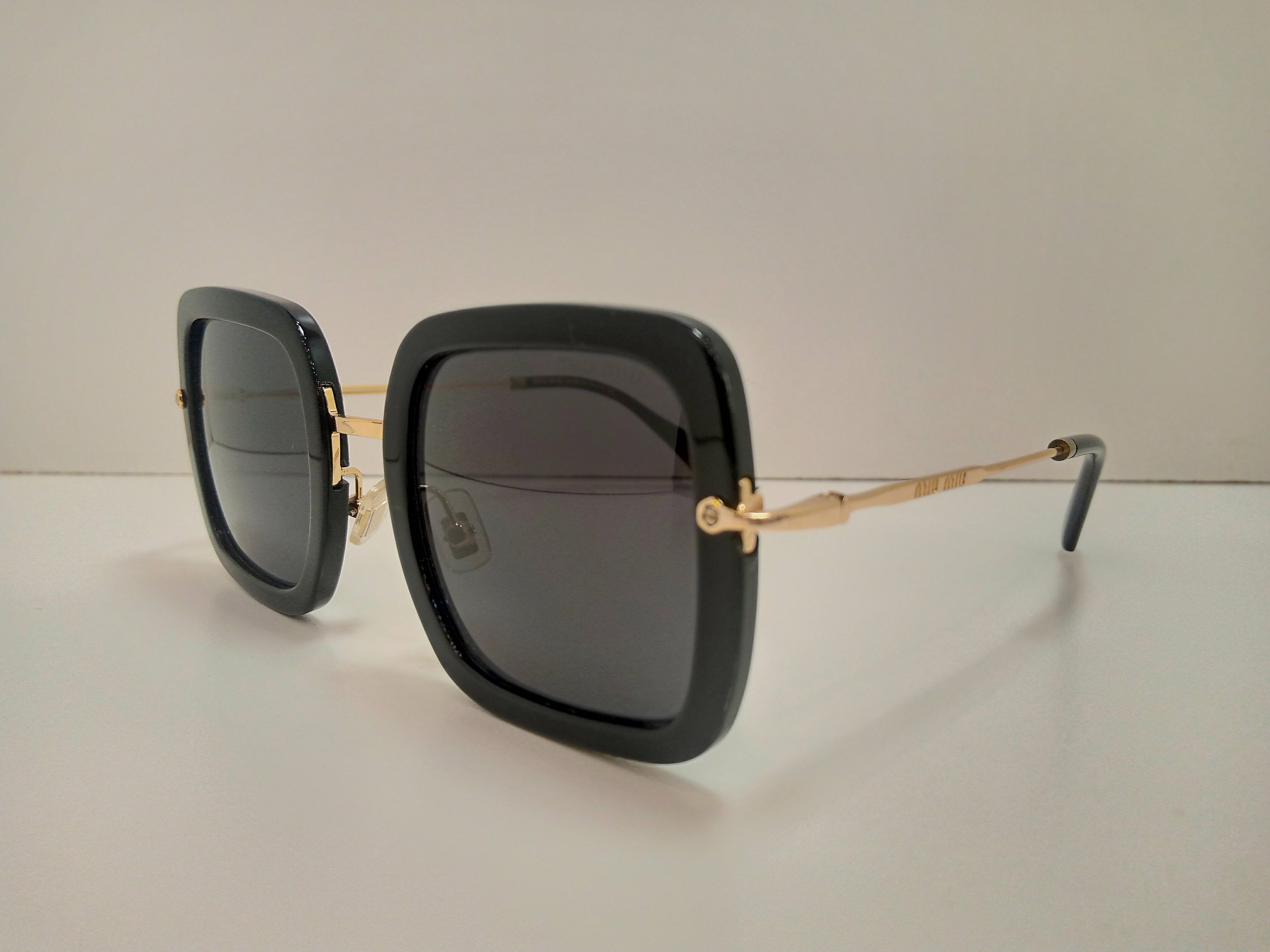 MIUMIU SMU091