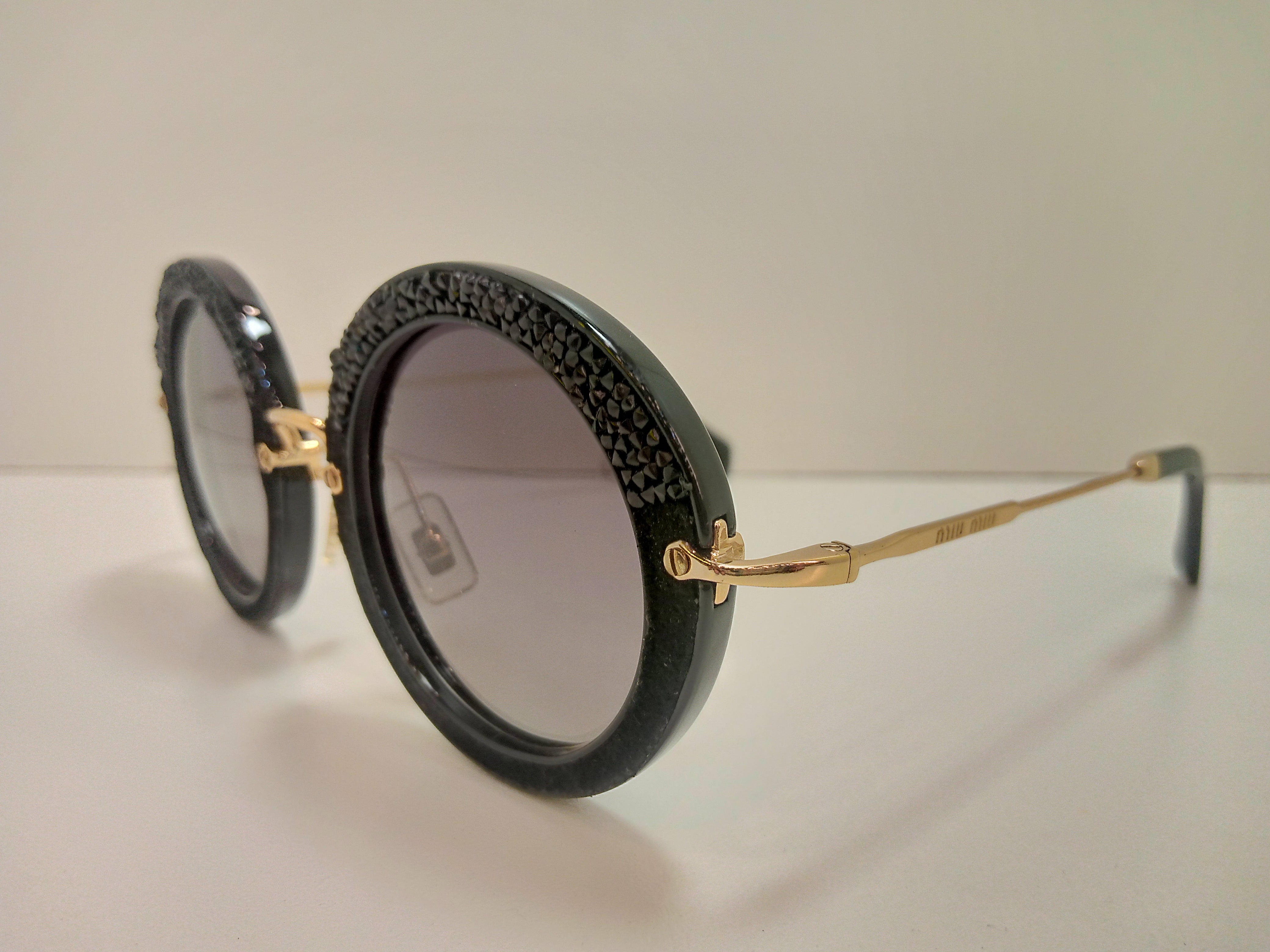 MIUMIU SMU08R