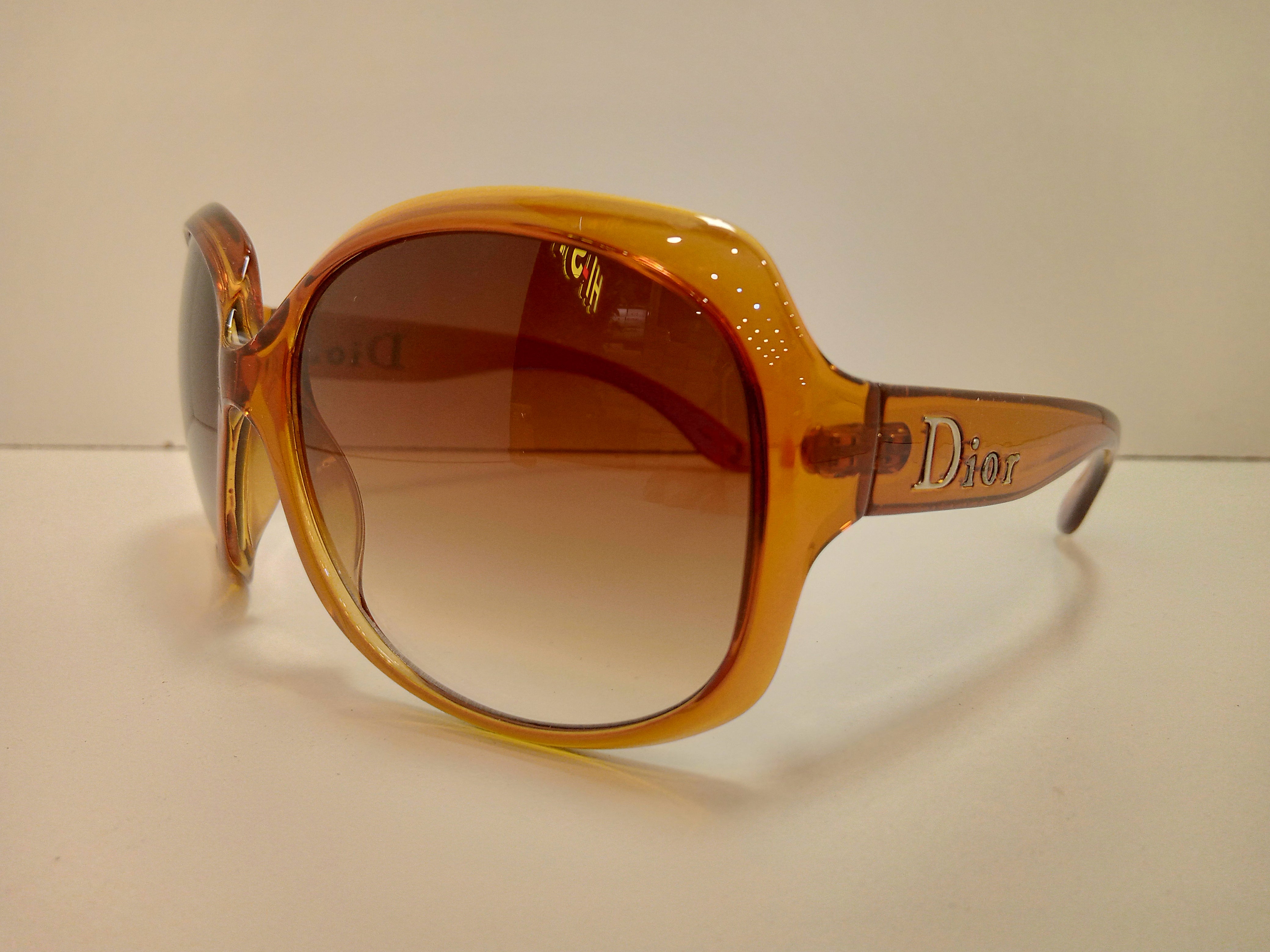 CHRISTIAN DIOR GLOSSY
