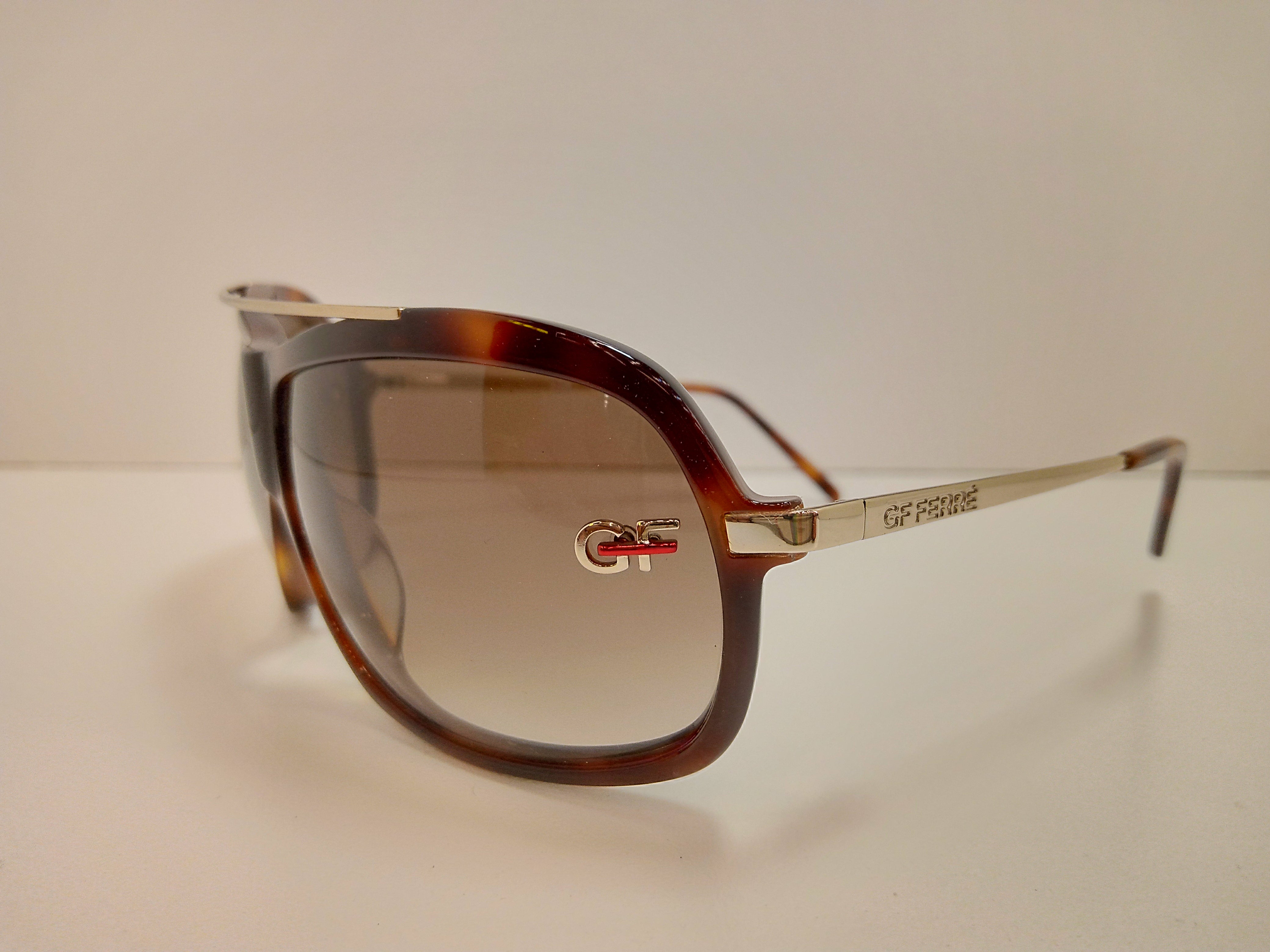 GF FERRE FF66804