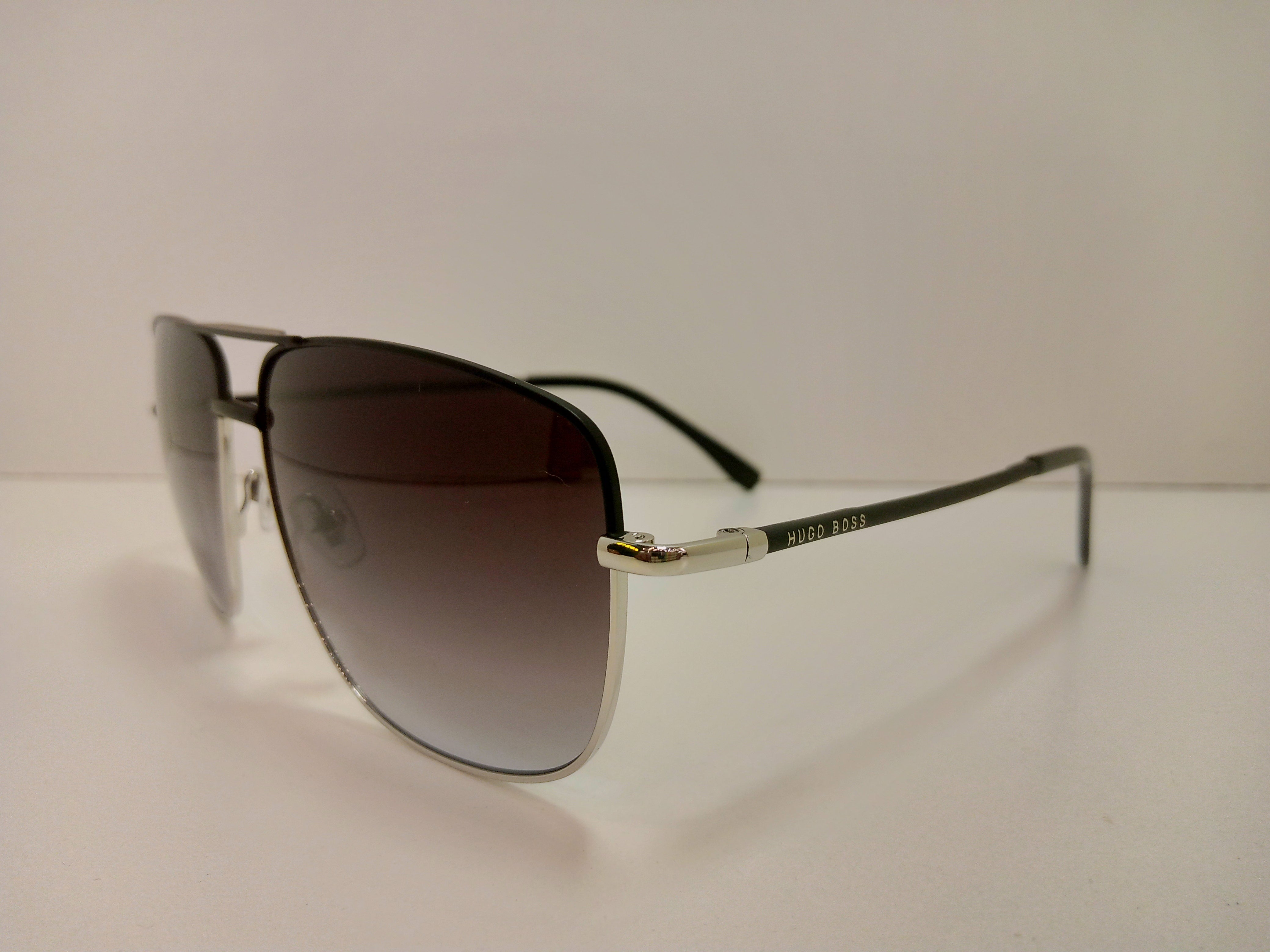 HUGO BOSS B1069/S