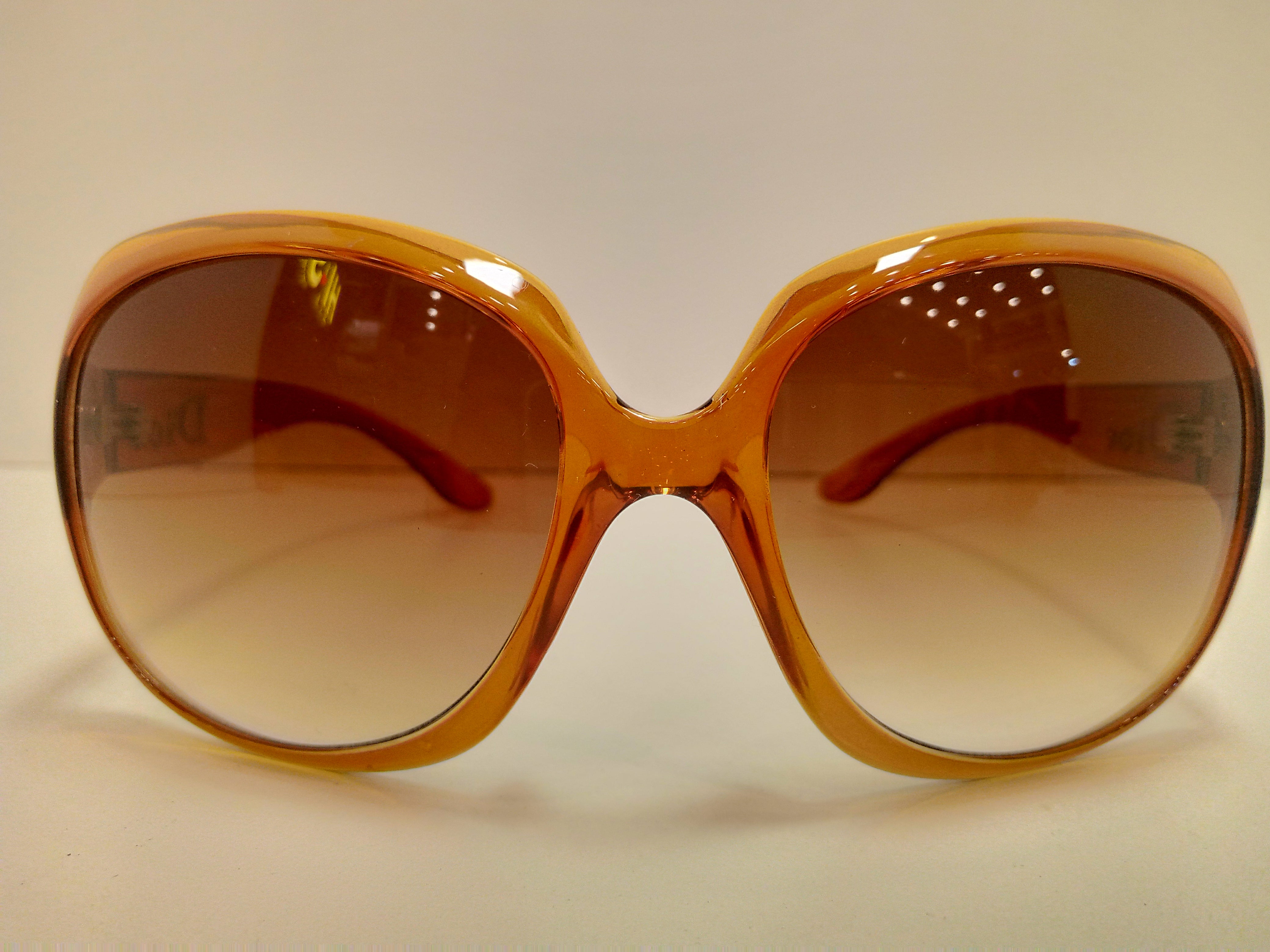 CHRISTIAN DIOR GLOSSY