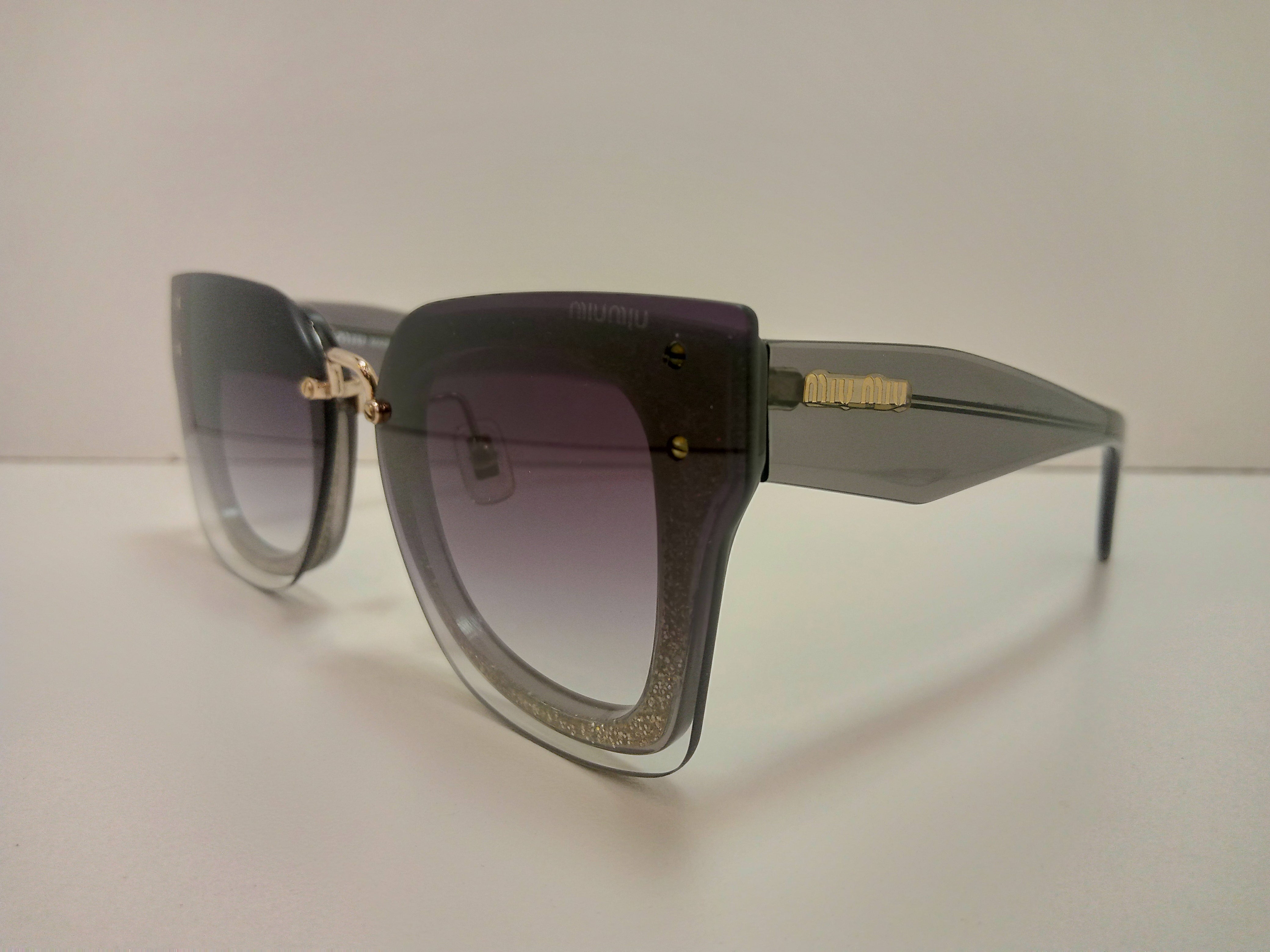 MIUMIU SMU04R