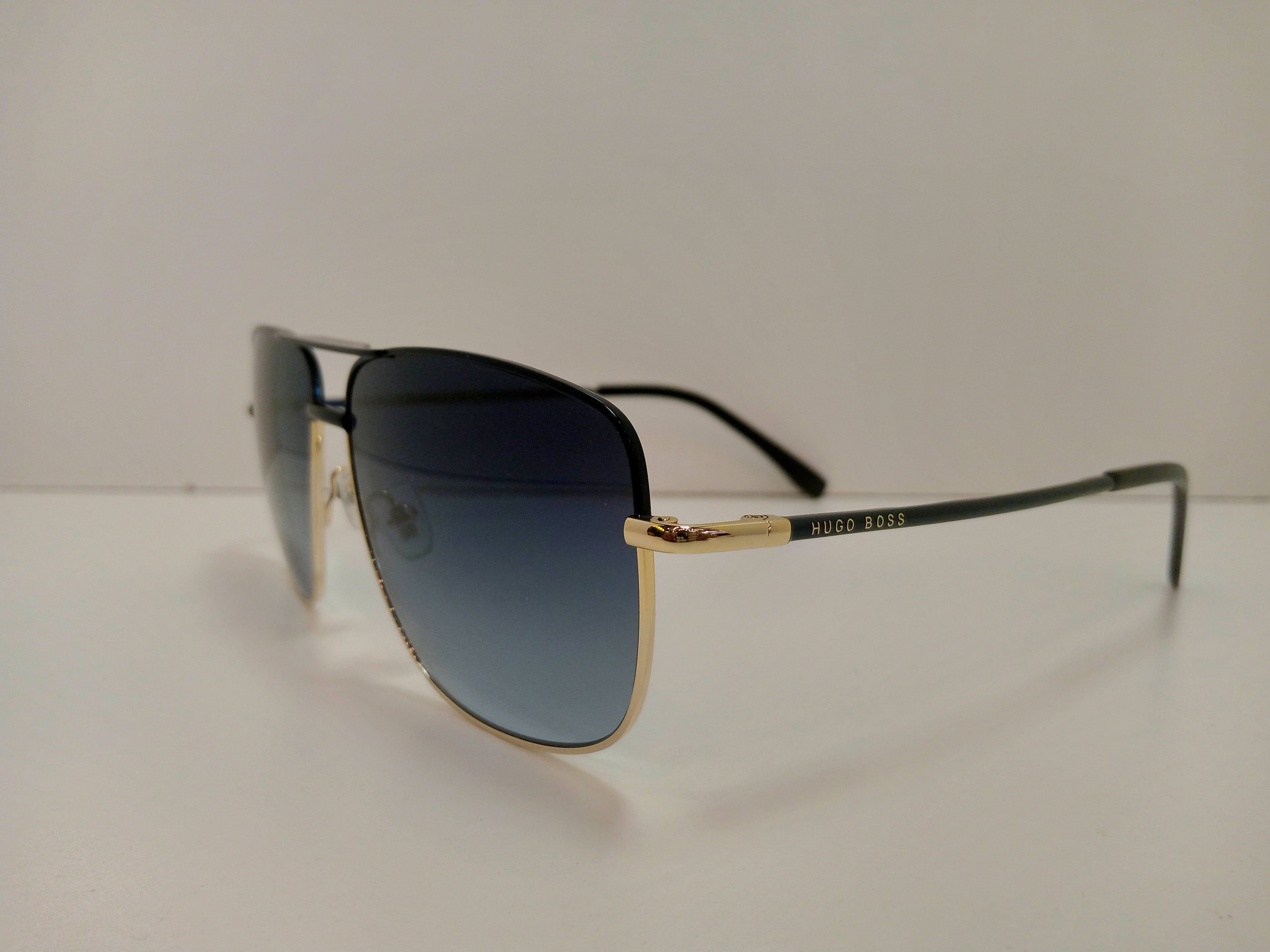 HUGO BOSS B1069/S